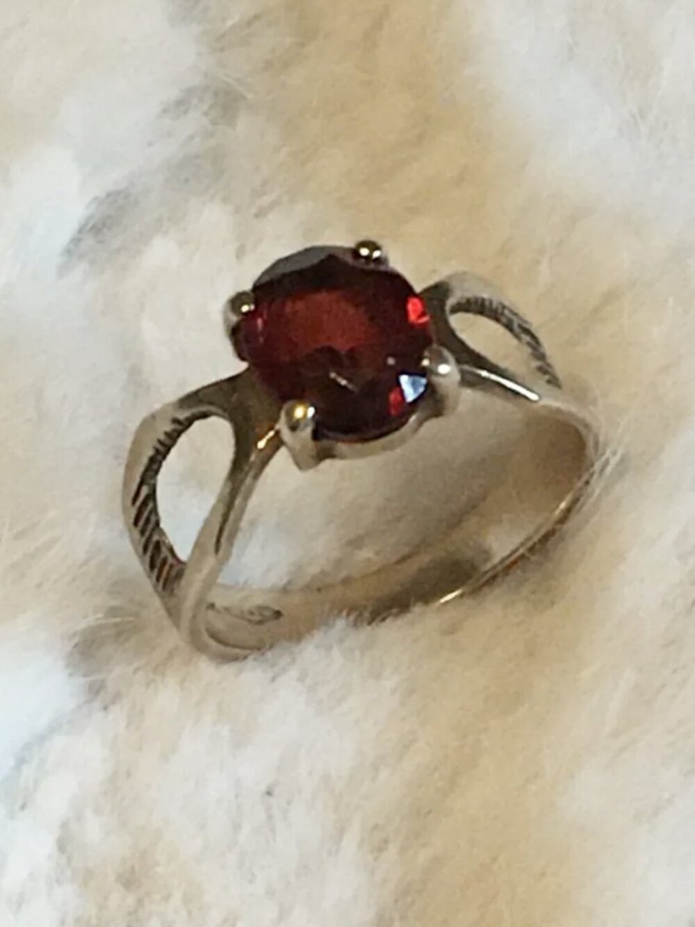 Vintage 10K Gold Oval Garnet Solitaire Ring MCM